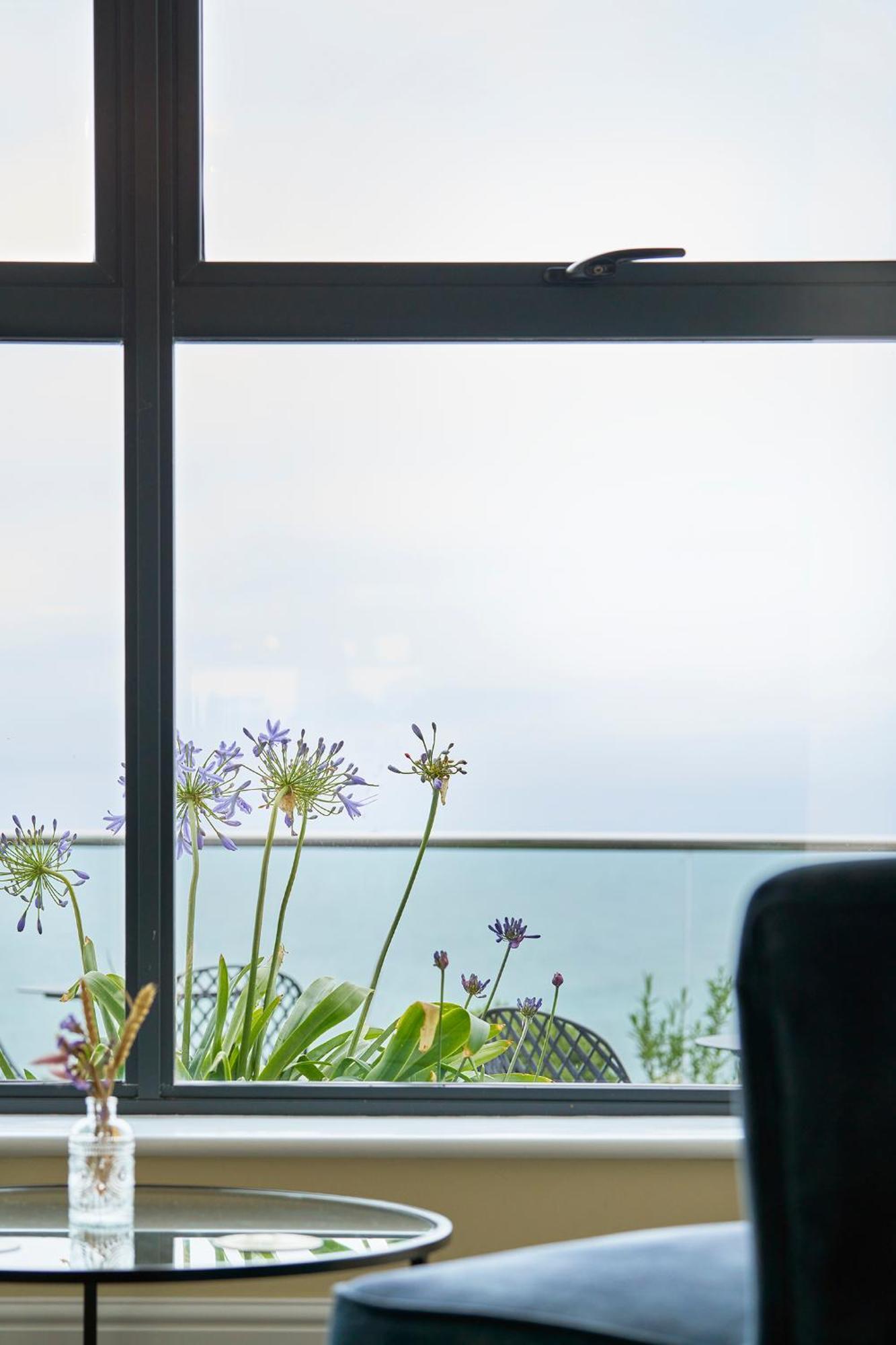 Outlaw'S Guest House 포트아이작 외부 사진