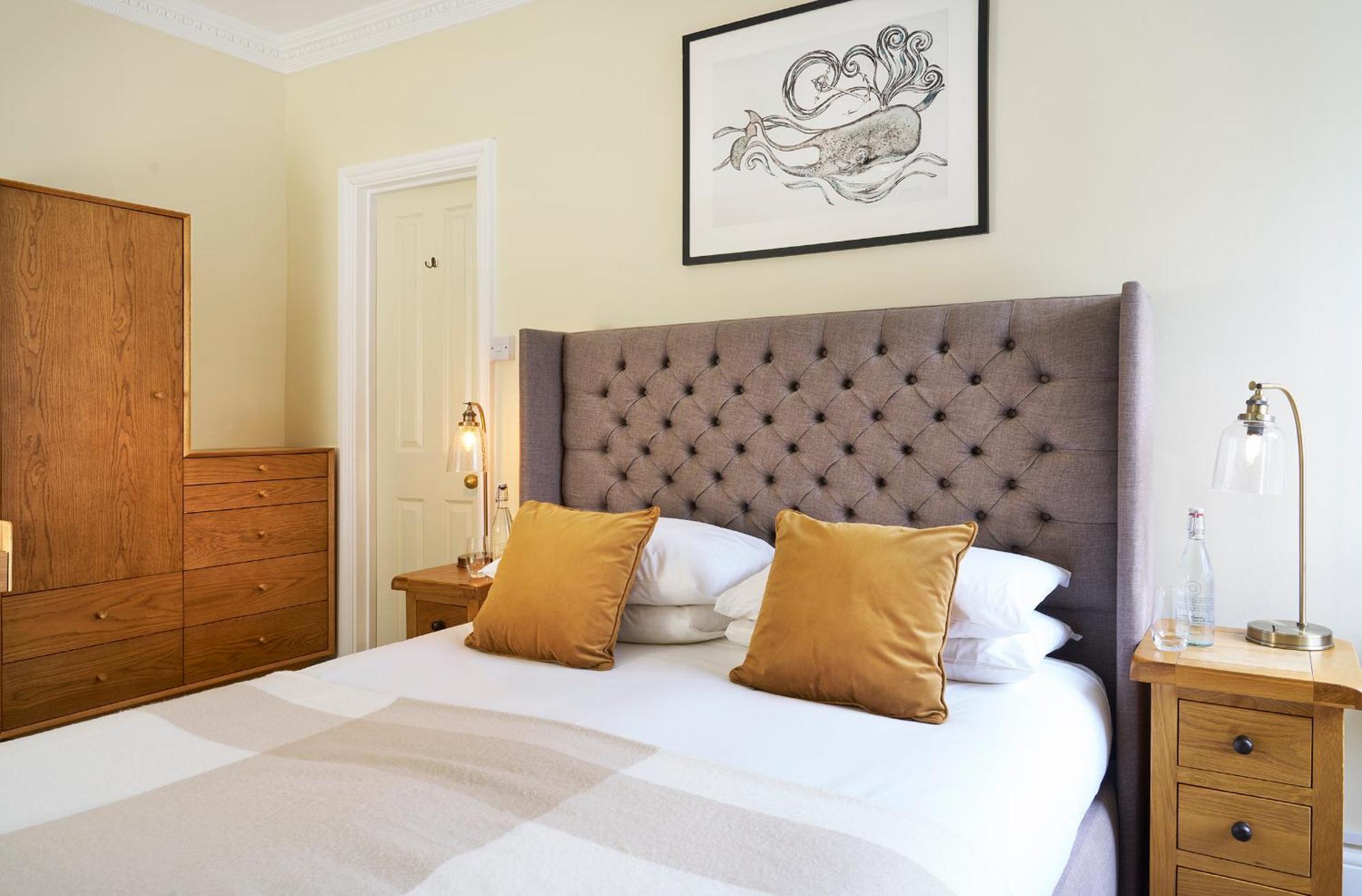 Outlaw'S Guest House 포트아이작 외부 사진