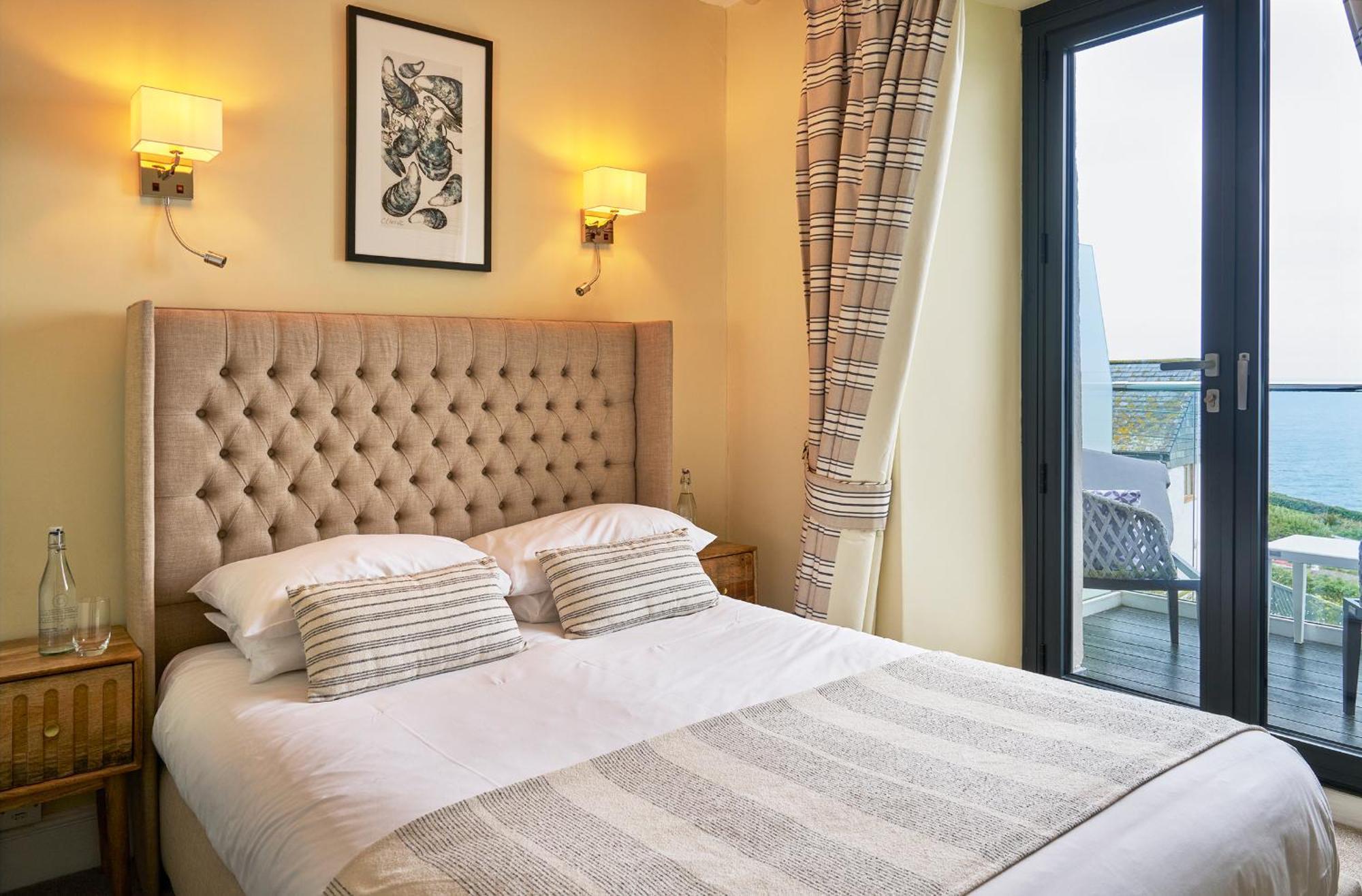 Outlaw'S Guest House 포트아이작 외부 사진